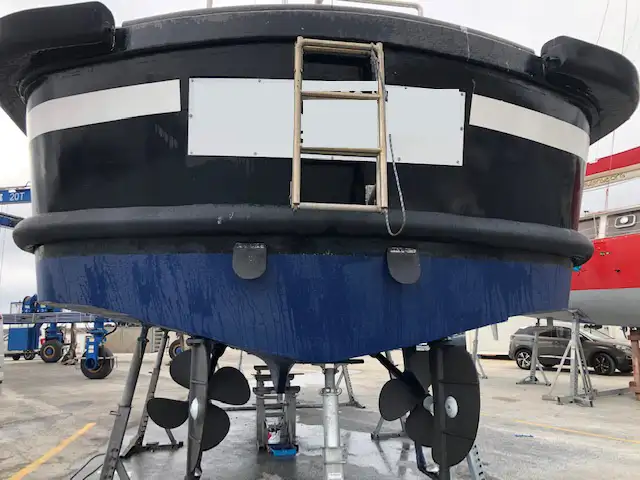 Bateau pilote à vendre