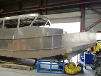 Navire de sauvetage à vendre