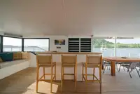 Navire d'arpentage à vendre