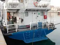 Bateaux de travail à vendre