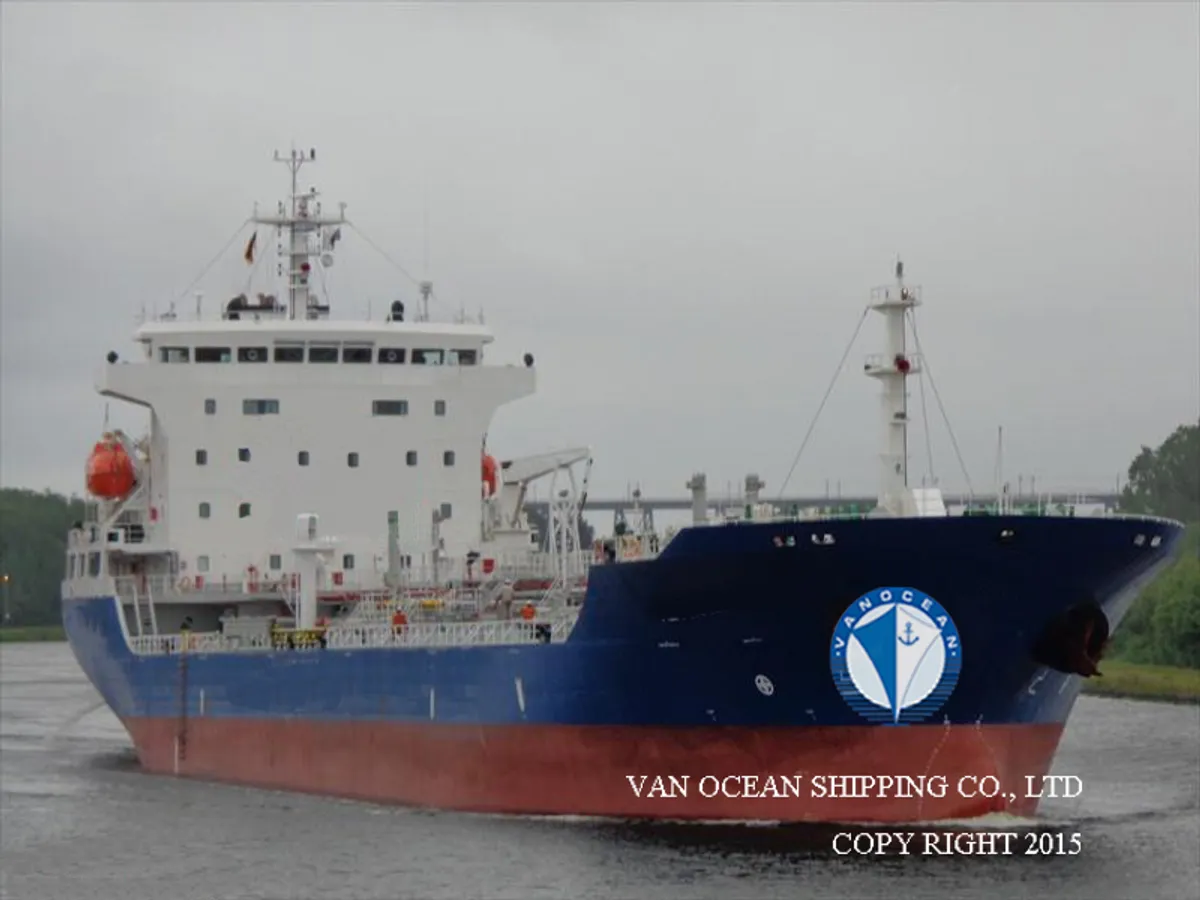 Pétrolier / chimiquier à vendre
