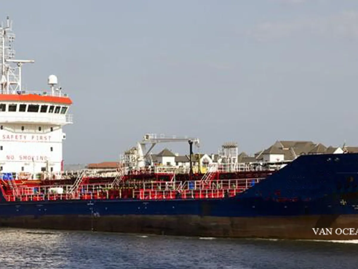 Pétrolier / chimiquier à vendre