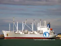 Navire frigorifique à vendre
