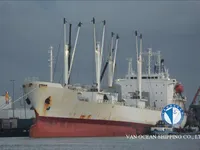 Navire frigorifique à vendre