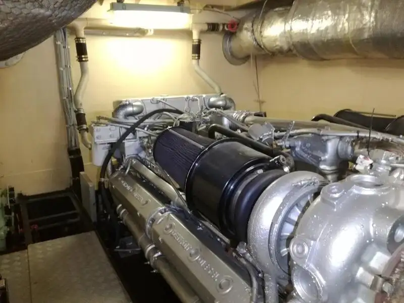 Bateau patrouilleur à vendre