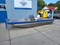 Bateaux de travail à vendre