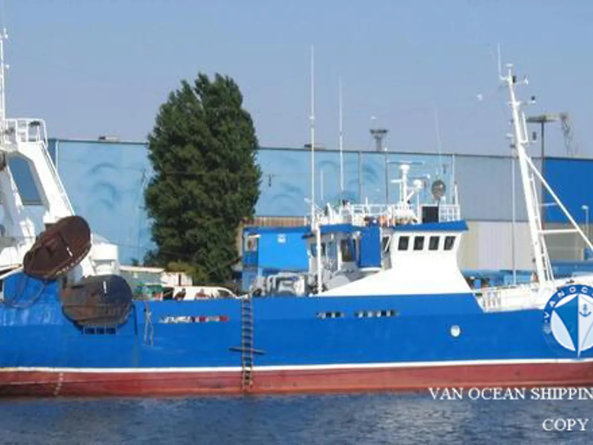 Chalutier à vendre