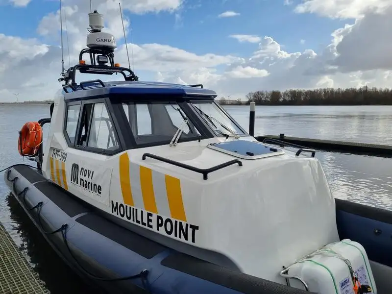 Navire porte-conteneurs à vendre