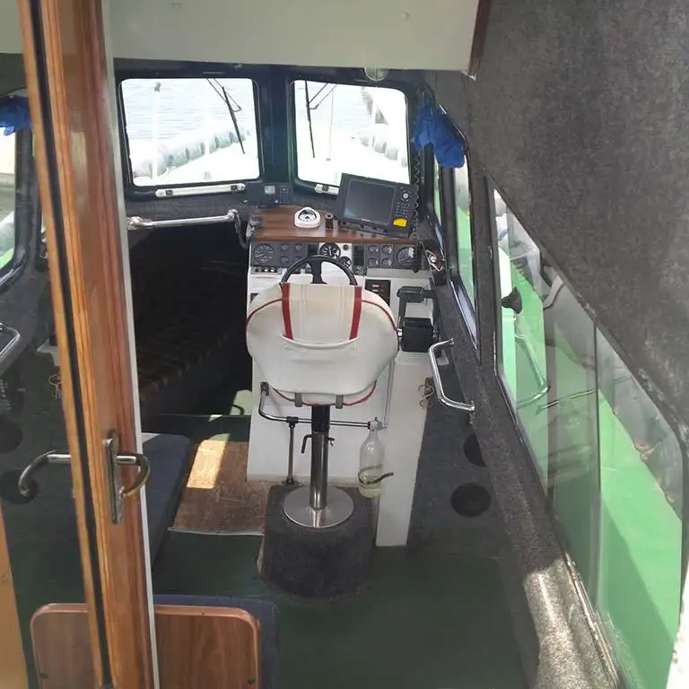 Bateau pilote à vendre