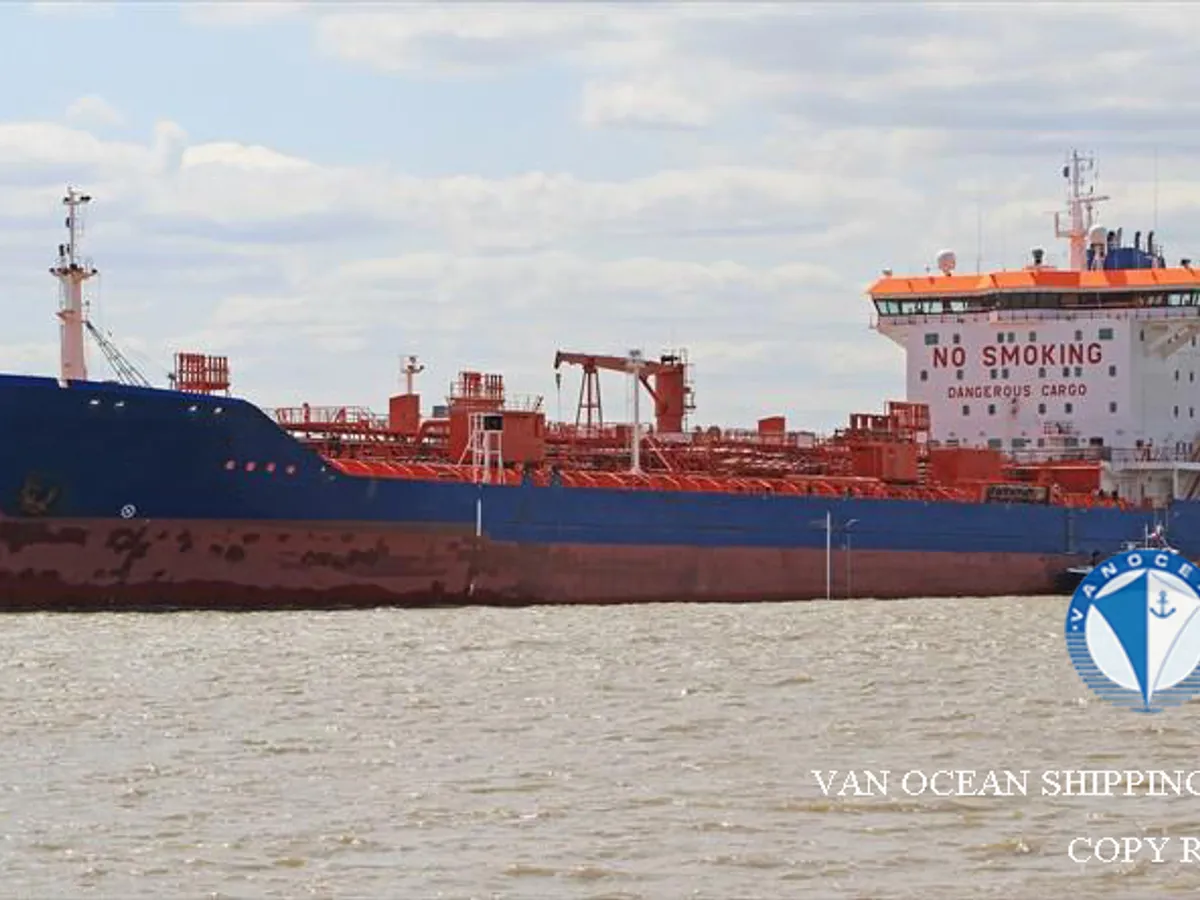 Pétrolier / chimiquier à vendre