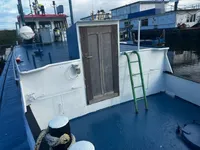 Bateau patrouilleur à vendre