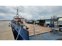 Bateau de transport d'équipage à vendre