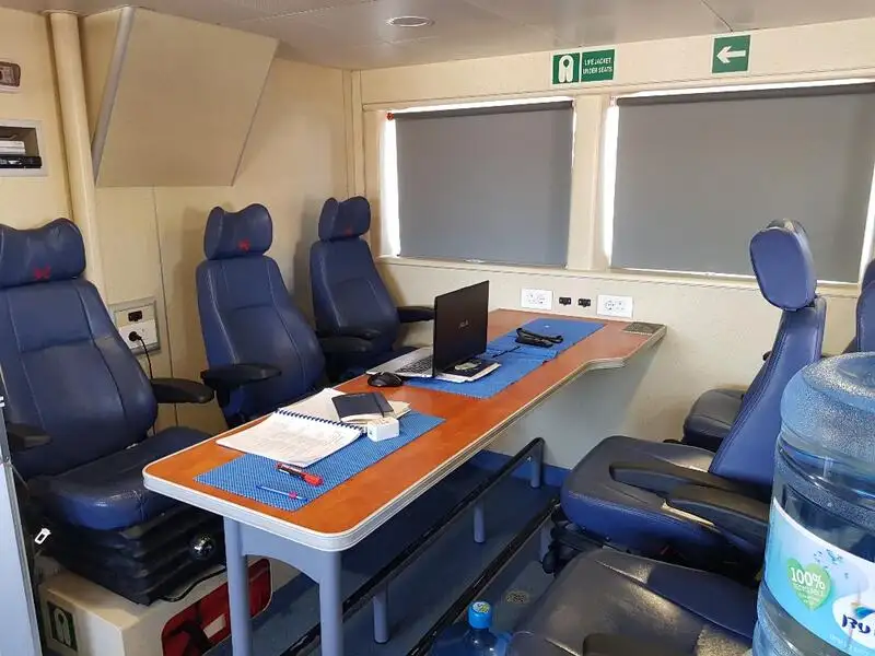 Bateau patrouilleur à vendre