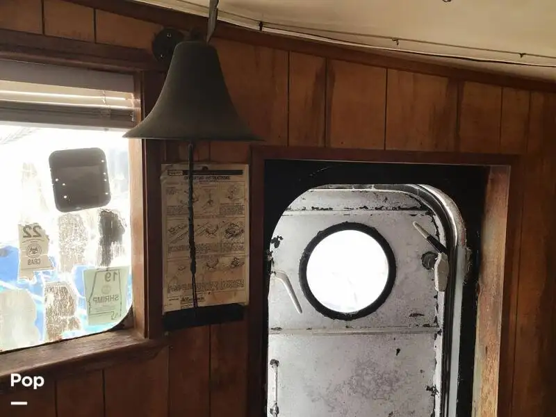 Chalutier à vendre