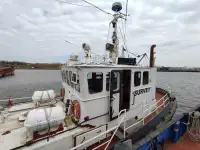 Navire d'arpentage à vendre