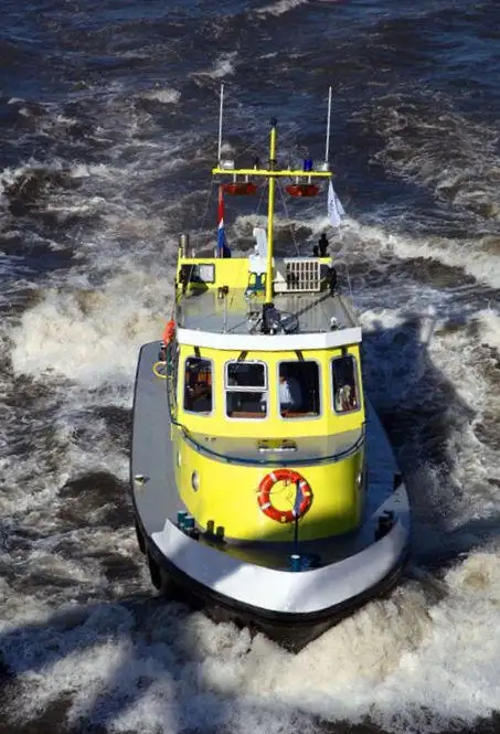 Bateau patrouilleur à vendre