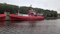 Navire d'arpentage à vendre