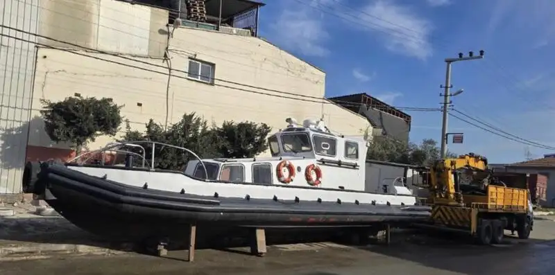 Bateau pilote à vendre