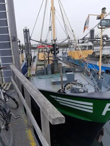 Chalutier à vendre
