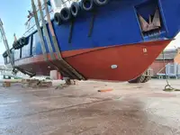 Bateau patrouilleur à vendre