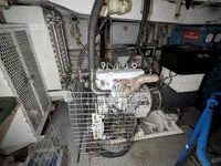 Navire d'arpentage à vendre