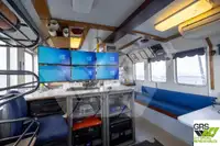 Navire d'arpentage à vendre