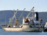 Navire frigorifique à vendre