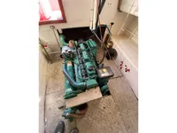 Bateaux de travail à vendre