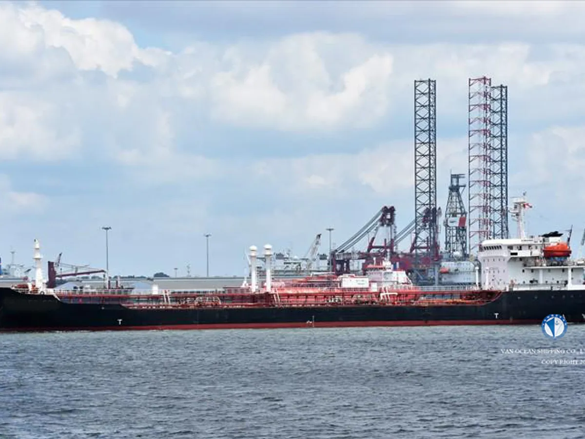 Pétrolier / chimiquier à vendre