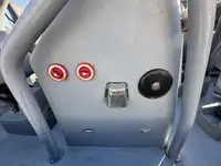 Bateau patrouilleur à vendre