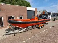 Navire porte-conteneurs à vendre