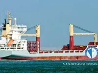 Navire frigorifique à vendre