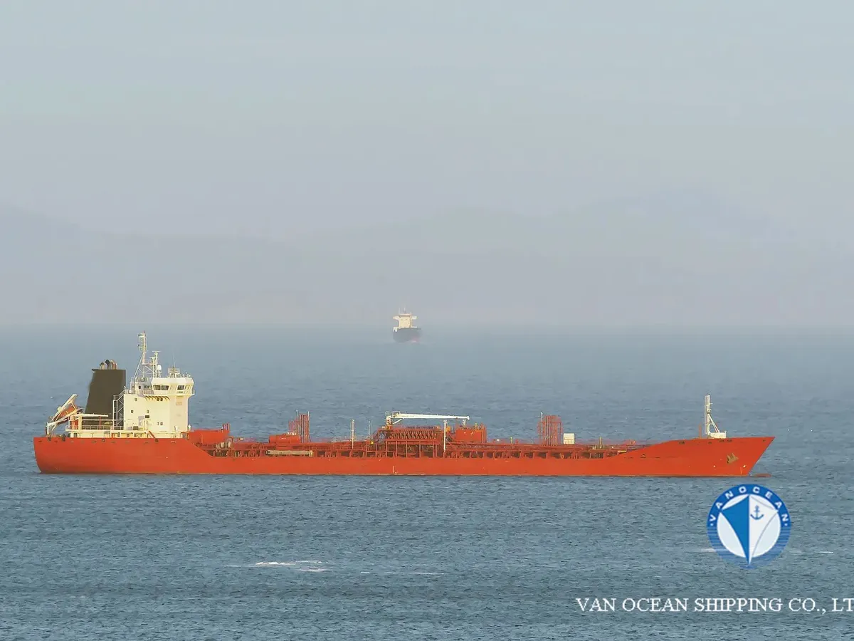 Pétrolier / chimiquier à vendre