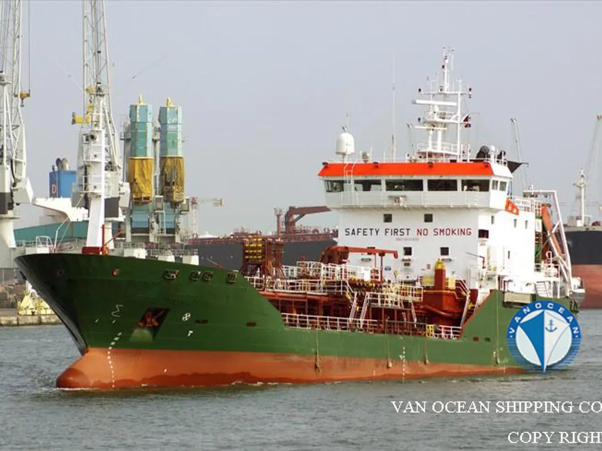 Pétrolier / chimiquier à vendre