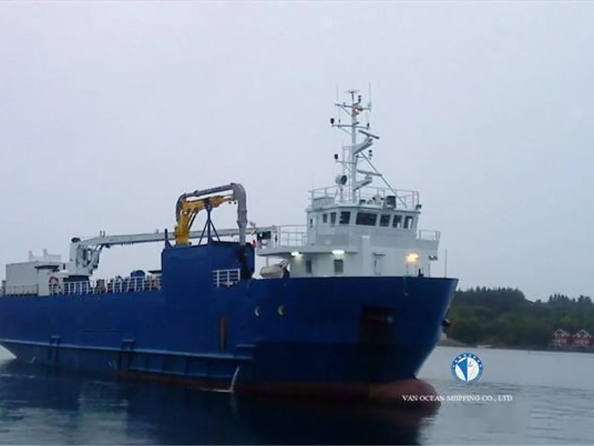 Navire frigorifique à vendre