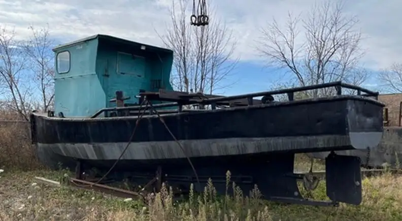 Bateaux de travail à vendre
