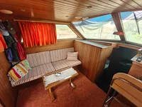 Bateaux de travail à vendre