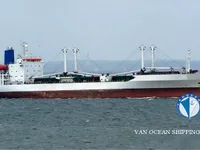 Navire frigorifique à vendre