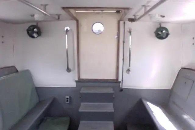 Bateau de transport d'équipage à vendre