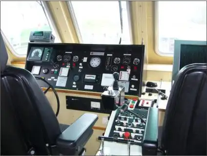 Bateau patrouilleur à vendre