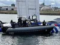 Bateau pneumatique semi-rigide à vendre