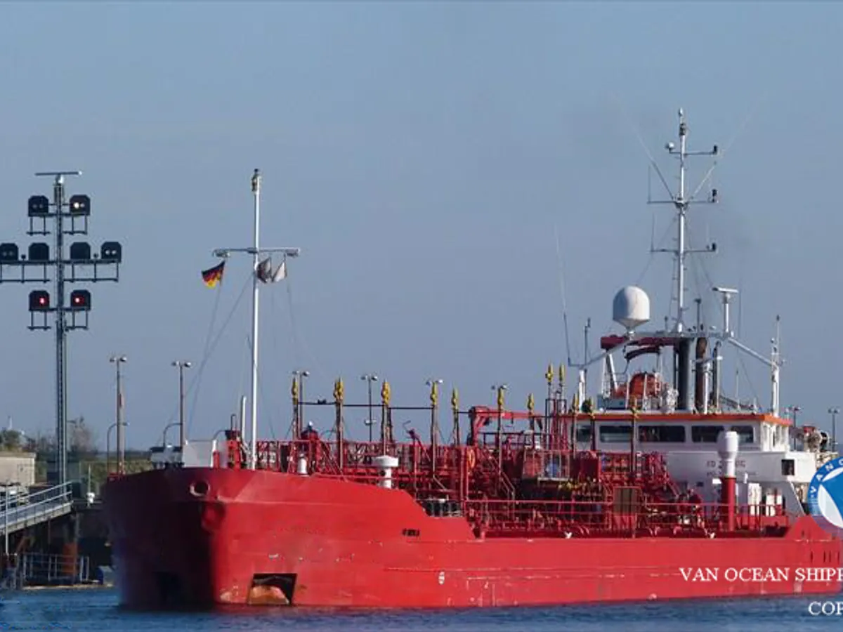 Pétrolier / chimiquier à vendre