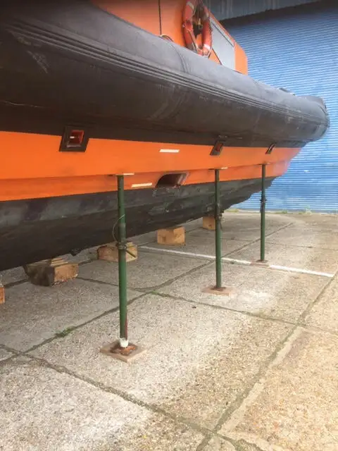 Bateau de transport d'équipage à vendre