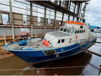 Bateau patrouilleur à vendre