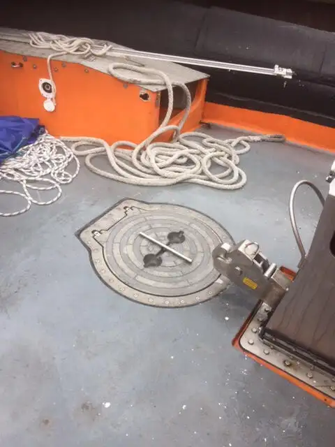 Bateau de transport d'équipage à vendre