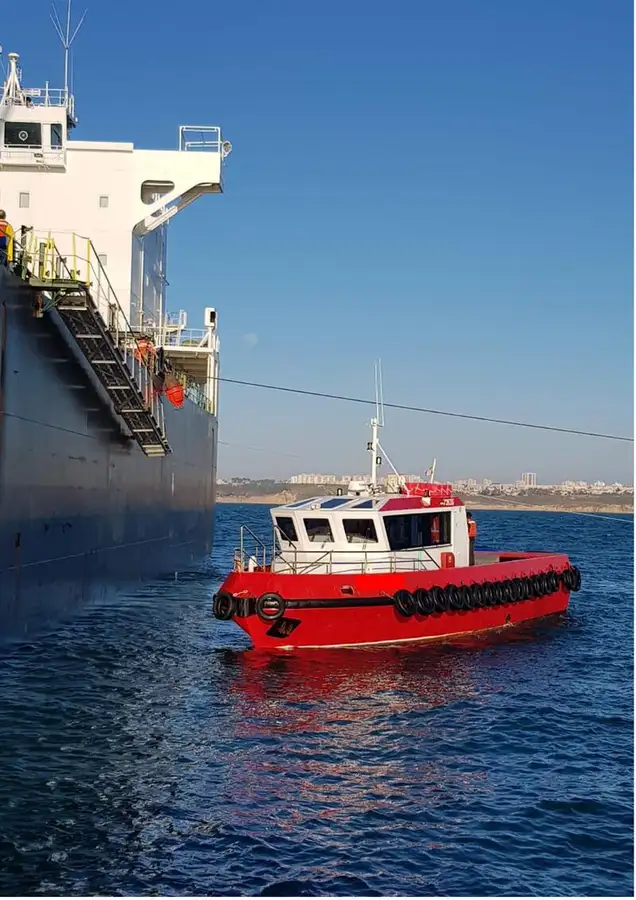 Bateau de transport d'équipage à vendre