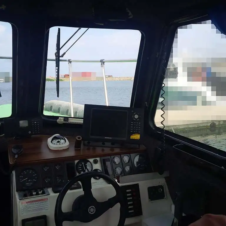 Bateau pilote à vendre