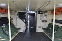 Navires militaires / de guerre à vendre