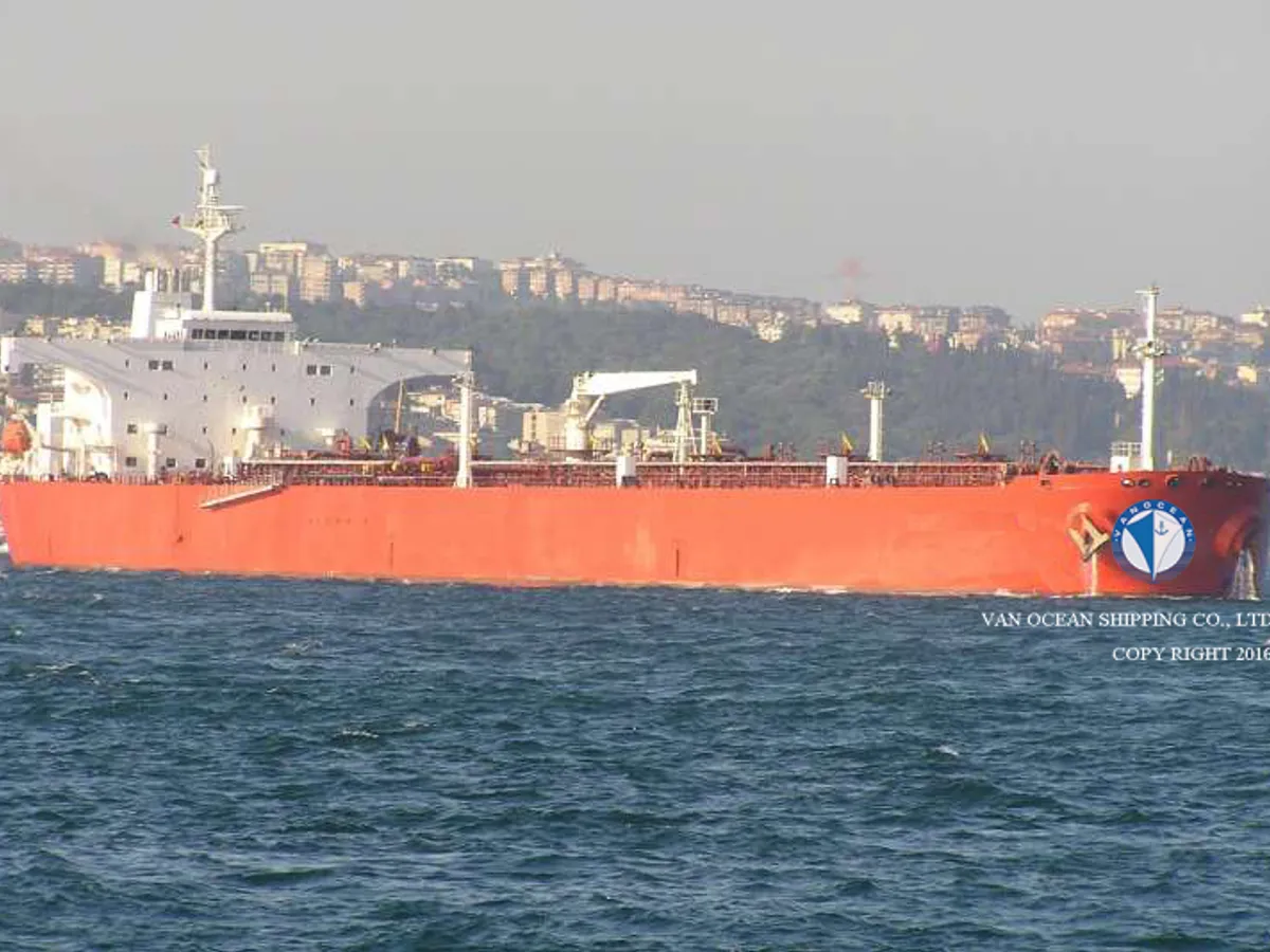 Pétrolier / chimiquier à vendre