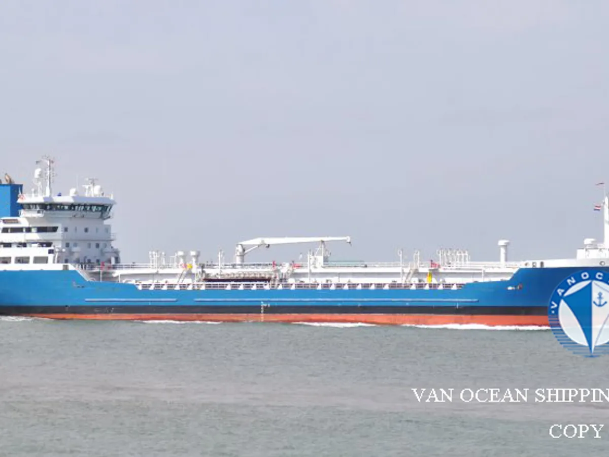 Pétrolier / chimiquier à vendre